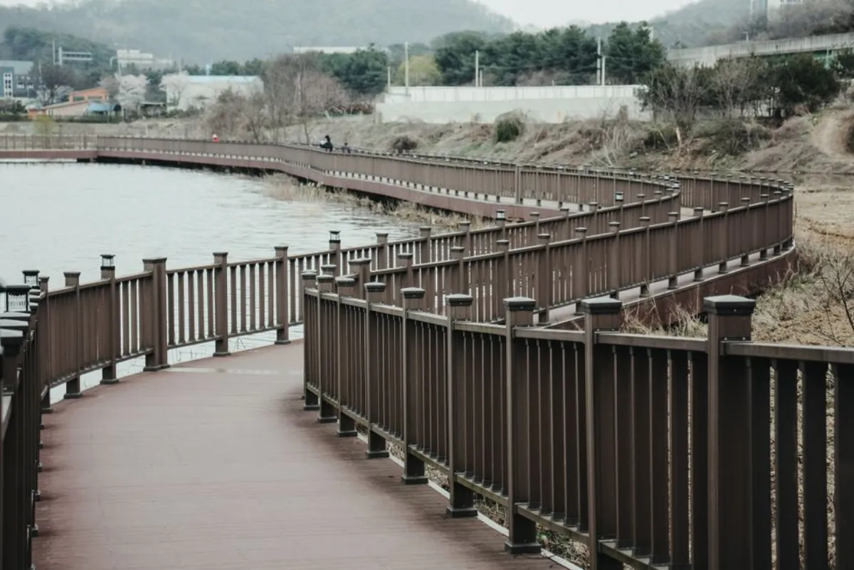 lake walkway